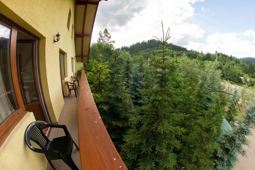 Casa Andreea Hotell Sucevita Exteriör bild